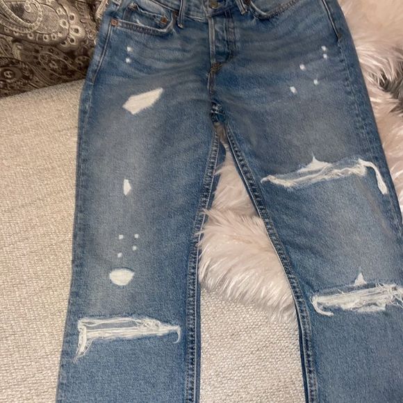 GRLFND KARONINA NWOT SIZE 27 HIGHRISE STRAIGHT DISTRESSED REVOLVE 228.00 - Picture 3 of 12